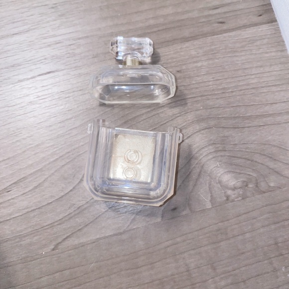 Airpods 1/2/3 Clear Silicone Case - Picture 5 of 6